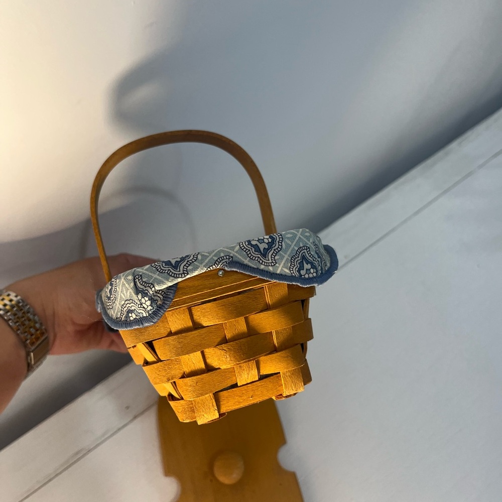 Longaberger Horizon of Hope Basket with Blue Lining - Picture 8 of 15